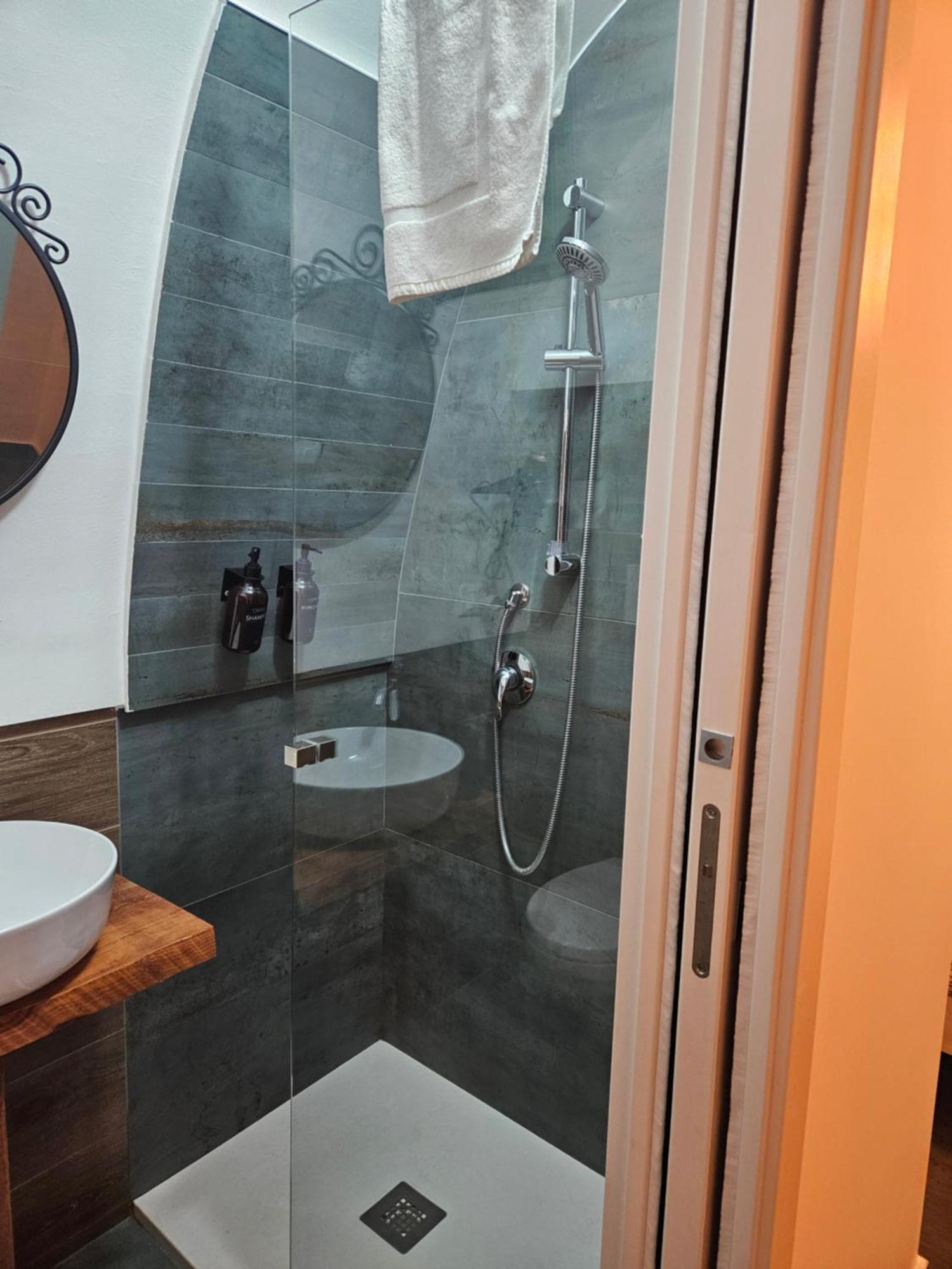 Hotel Tresor Polignano a Mare Pokoj fotografie